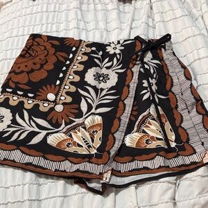 SHEIN Black and Brown Floral Women's Skorts